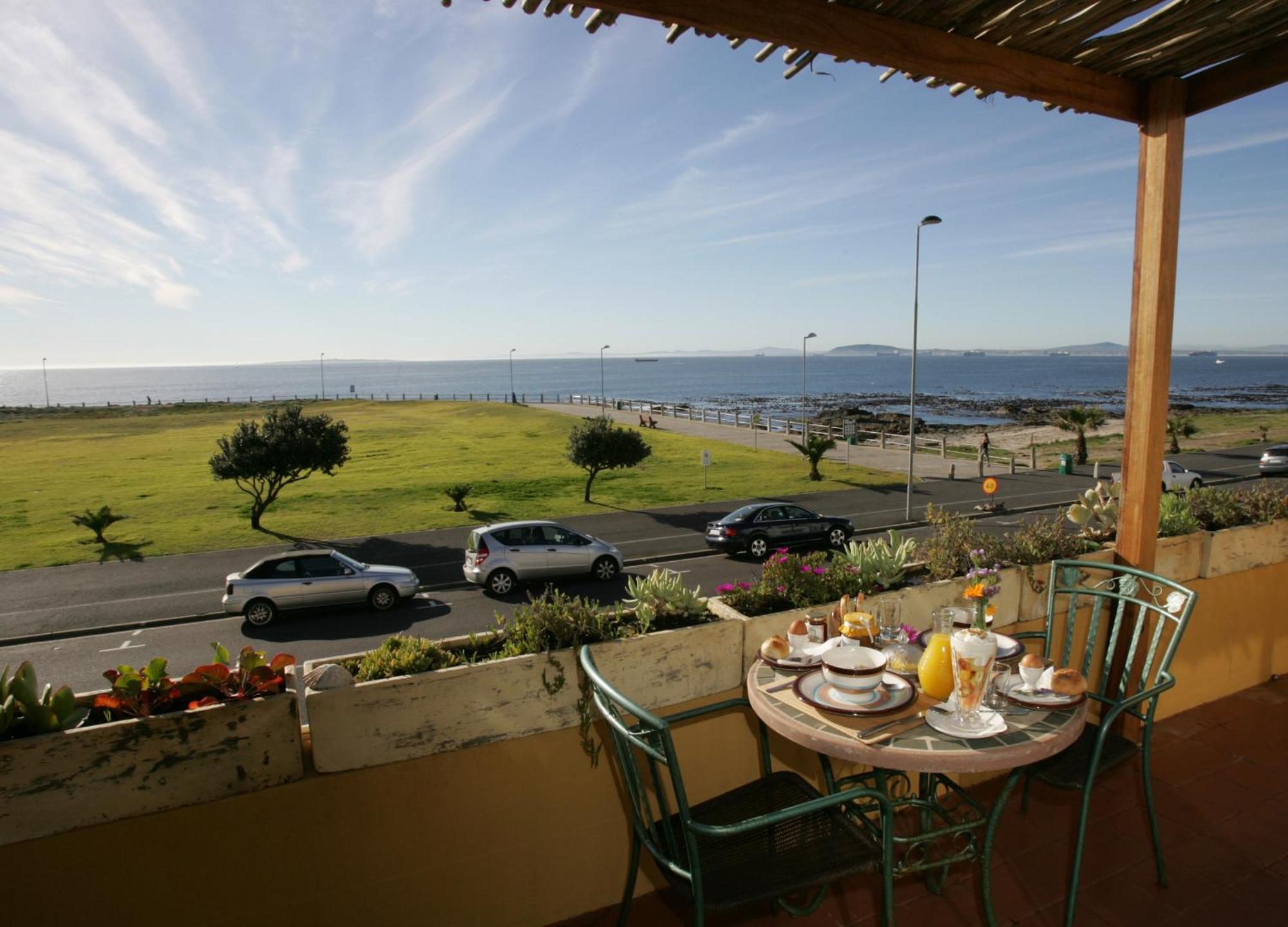 Dolphin Inn Guesthouse Kapsztad Zewnętrze zdjęcie